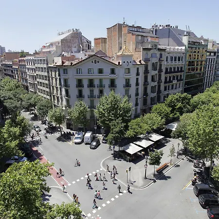 Aspasios Rambla Catalunya דירה