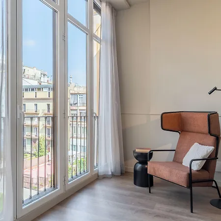 Aspasios Rambla Catalunya דירה