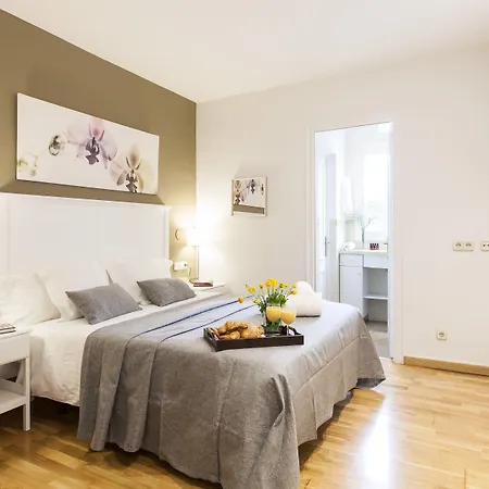 شقة Aspasios Rambla Catalunya *